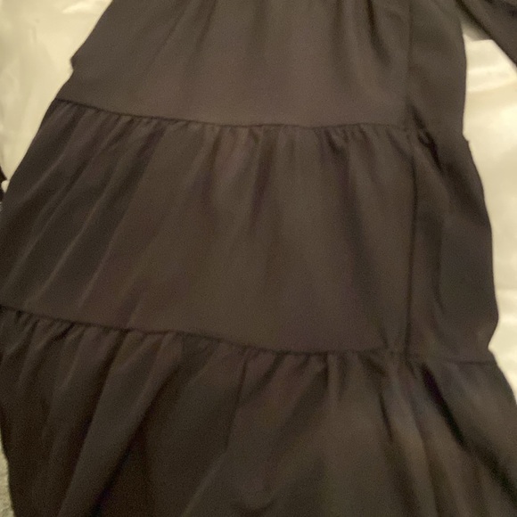 ❤️ NWOT Ruffle bottom pants - Picture 5 of 5